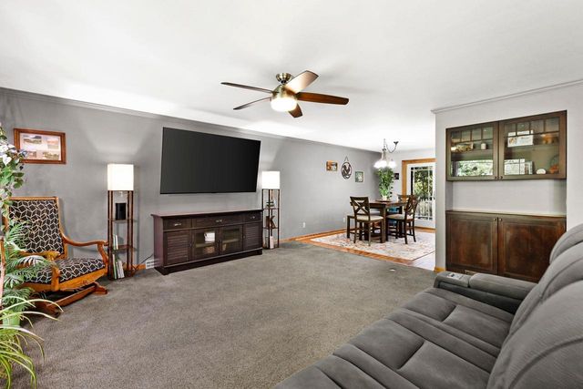 6156 Barman Road, Waunakee, WI 53597