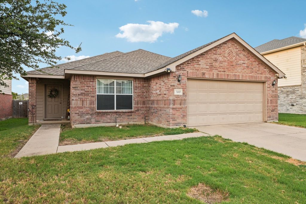 7065 Seton Hall Drive, Fort Worth, TX 76120