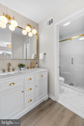 2699 CENTENNIAL CT, Alexandria, VA 22311