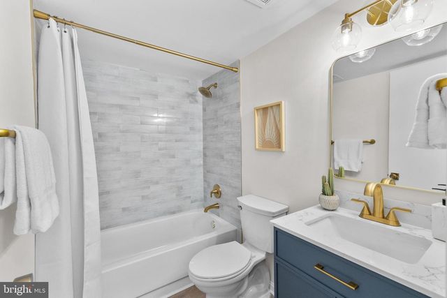 2699 CENTENNIAL CT, Alexandria, VA 22311