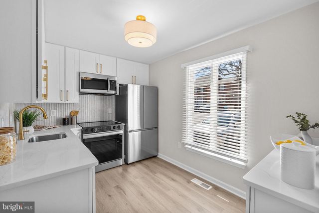 2699 CENTENNIAL CT, Alexandria, VA 22311