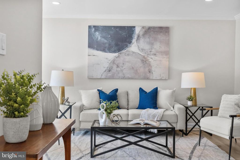 2699 CENTENNIAL CT, Alexandria, VA 22311