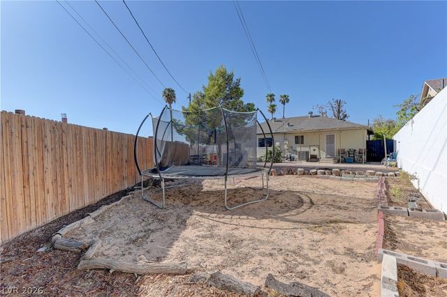 5408 Flower Circle, Las Vegas, NV 89107