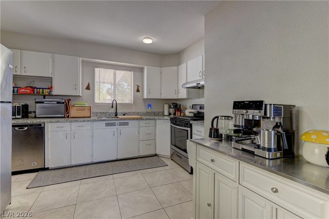 5408 Flower Circle, Las Vegas, NV 89107