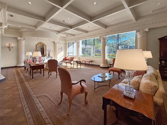 6335 W Northwest Highway 1815, Dallas, TX 75225