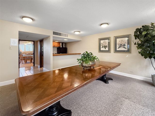 6335 W Northwest Highway 1815, Dallas, TX 75225