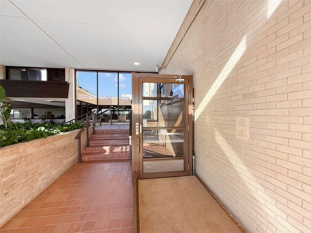 6335 W Northwest Highway 1815, Dallas, TX 75225