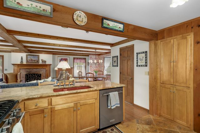 5420 Woodcrest Drive, Edina, MN 55424