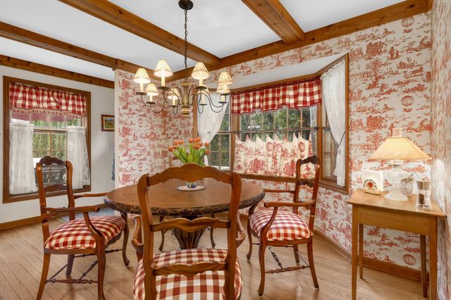 5420 Woodcrest Drive, Edina, MN 55424