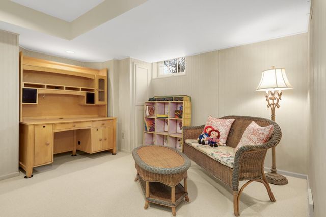 5420 Woodcrest Drive, Edina, MN 55424