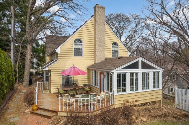 5420 Woodcrest Drive, Edina, MN 55424