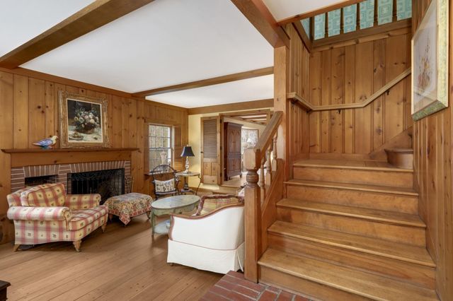 5420 Woodcrest Drive, Edina, MN 55424