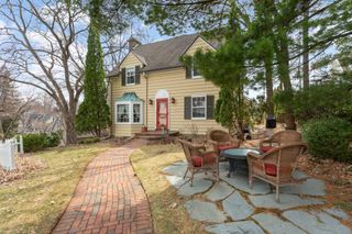 5420 Woodcrest Drive, Edina, MN 55424