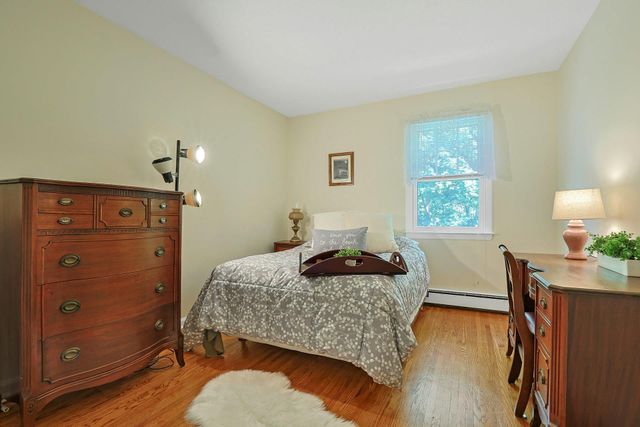 53 Prior Place, Yonkers, NY 10710