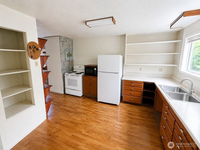 12426 NE Phillip Drive S, Kingston, WA 98346