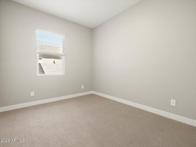 17677 W COLLEGE Drive, Goodyear, AZ 85395