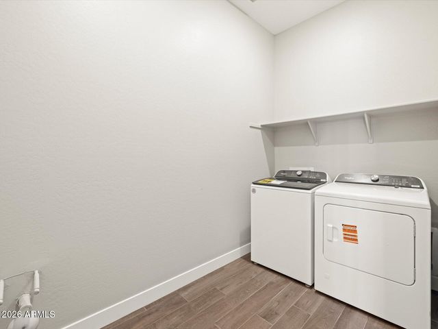 17677 W COLLEGE Drive, Goodyear, AZ 85395
