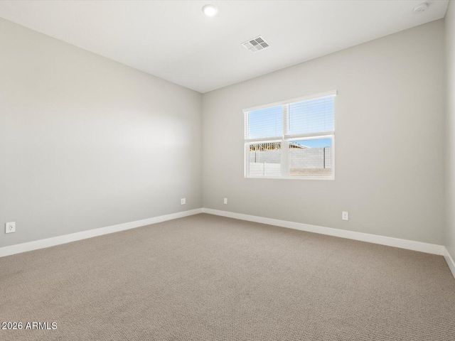 17677 W COLLEGE Drive, Goodyear, AZ 85395