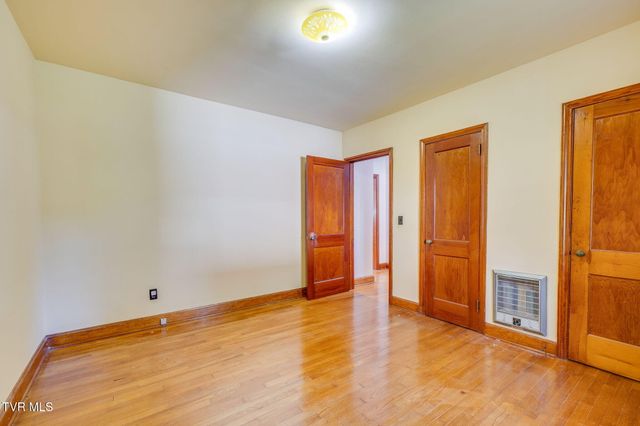 1305 Frank Street, Kingsport, TN 37665