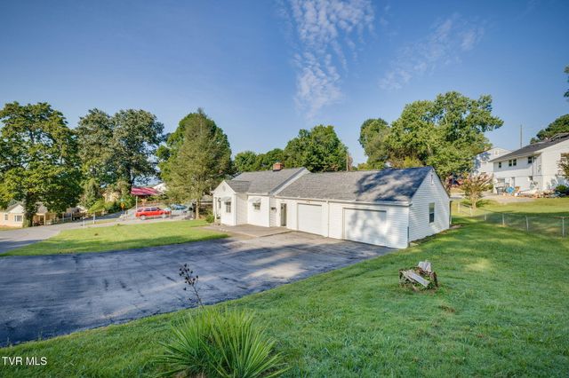 1305 Frank Street, Kingsport, TN 37665