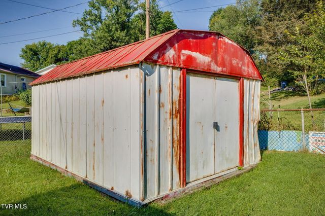 1305 Frank Street, Kingsport, TN 37665
