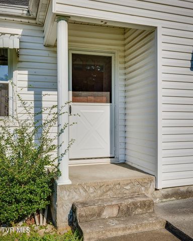 1305 Frank Street, Kingsport, TN 37665