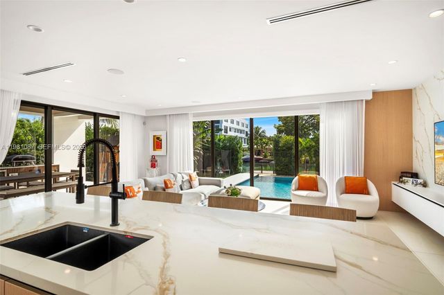 710 S Shore Dr, Miami Beach, FL 33141