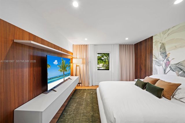 710 S Shore Dr, Miami Beach, FL 33141