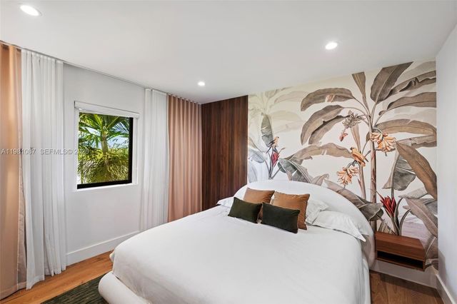 710 S Shore Dr, Miami Beach, FL 33141