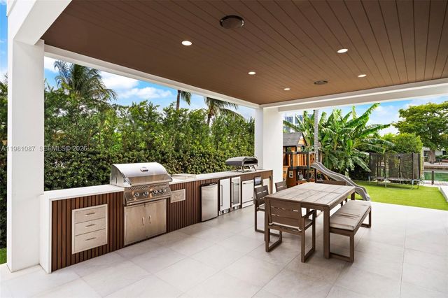 710 S Shore Dr, Miami Beach, FL 33141