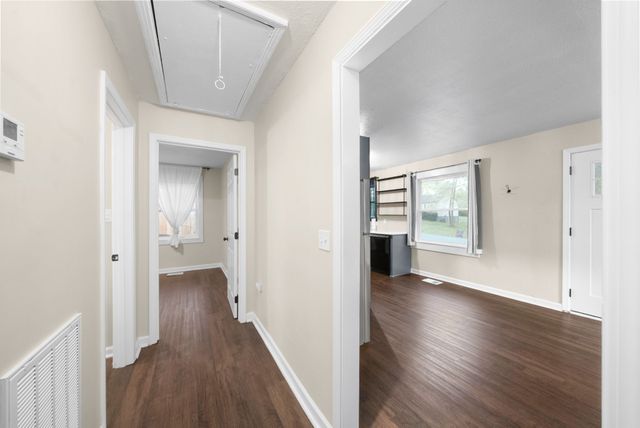 37 Maple St, Clarksville, TN 37042