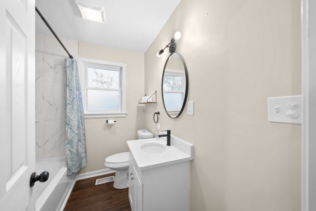 37 Maple St, Clarksville, TN 37042