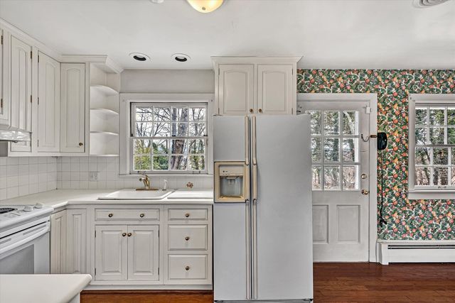 3751 Londonderry DR, Roanoke, VA 24014