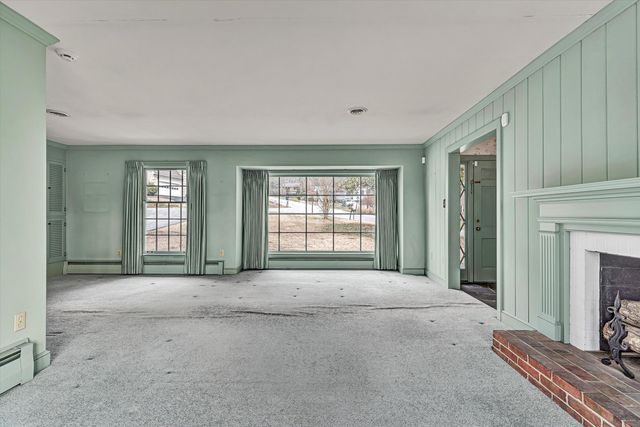 3751 Londonderry DR, Roanoke, VA 24014