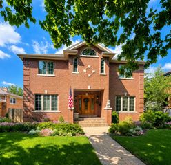 708 S Lincoln Avenue, Park Ridge, IL 60068