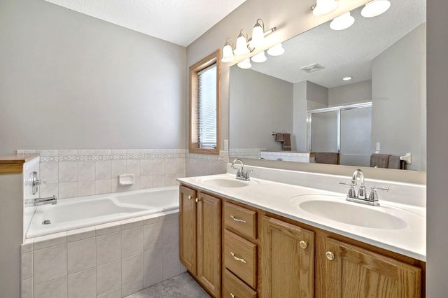 18759 Everest Path, Farmington, MN 55024
