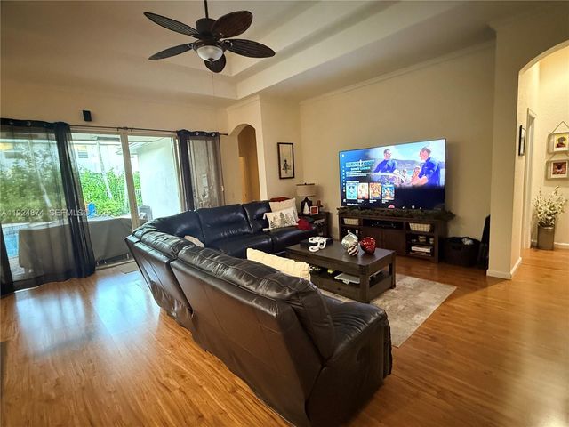 1923 Harbor View Cir 1923, Weston, FL 33327