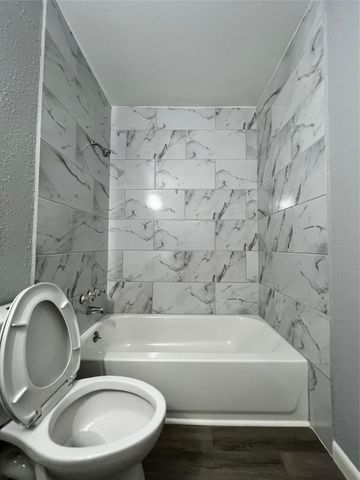 3208 Briar Court, Baytown, TX 77521