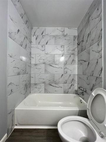 3208 Briar Court, Baytown, TX 77521