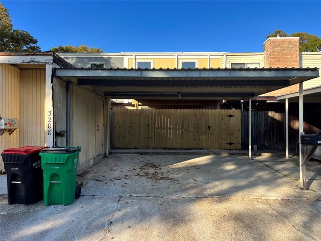 3208 Briar Court, Baytown, TX 77521