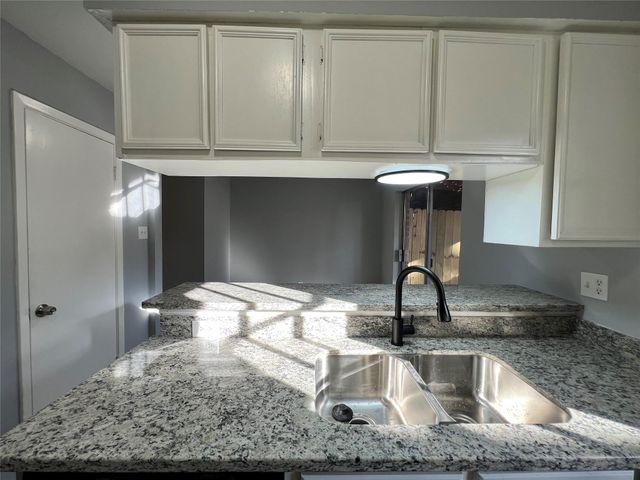 3208 Briar Court, Baytown, TX 77521