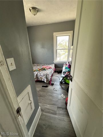 3183 W 116th Street, Cleveland, OH 44111