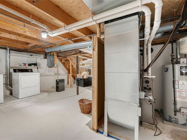 35 Fairmont Place, Burlington, VT 05408