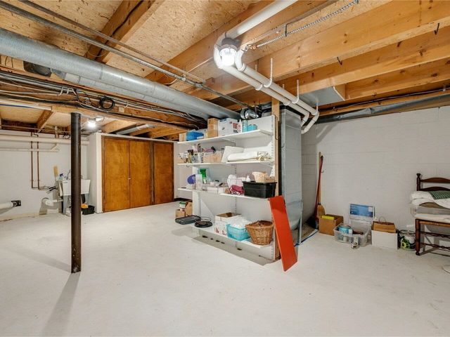 35 Fairmont Place, Burlington, VT 05408