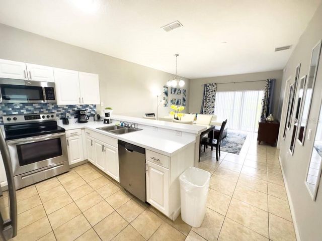 3137 SUN LAKE COURT A, Kissimmee, FL 34747