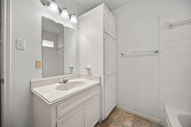 8043 Oceanside Drive, Houston, TX 77095