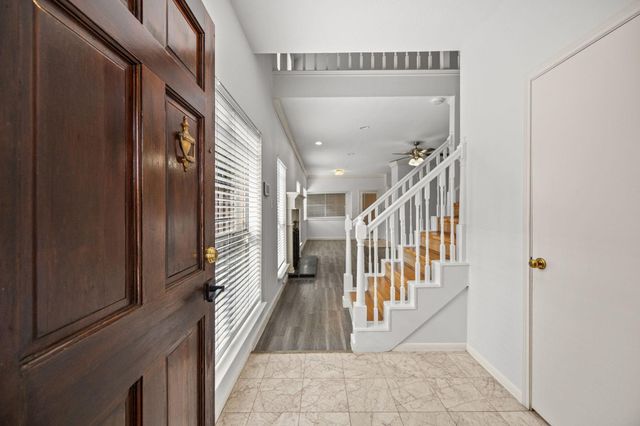 8043 Oceanside Drive, Houston, TX 77095