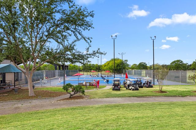 8043 Oceanside Drive, Houston, TX 77095