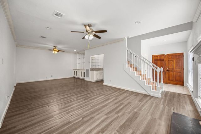 8043 Oceanside Drive, Houston, TX 77095