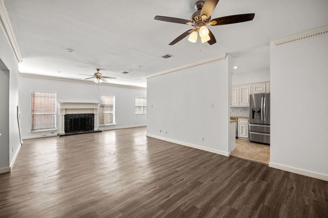 8043 Oceanside Drive, Houston, TX 77095